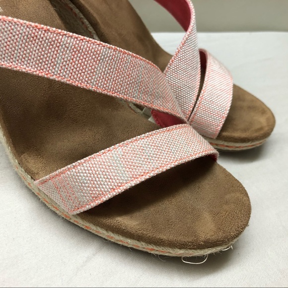 NWOT Toms Clarissa wedges - Picture 7 of 9